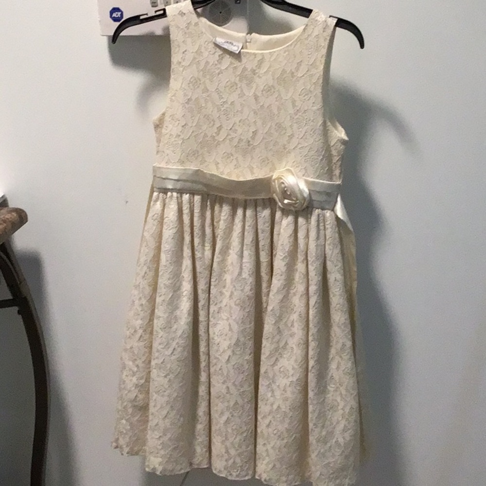 Girls dress brand new